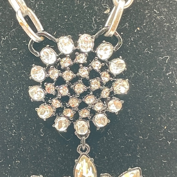 LOGO by Lori Goldstein Links  Double Rhinestone Sunflower Pendant Necklace - Picture 3 of 12